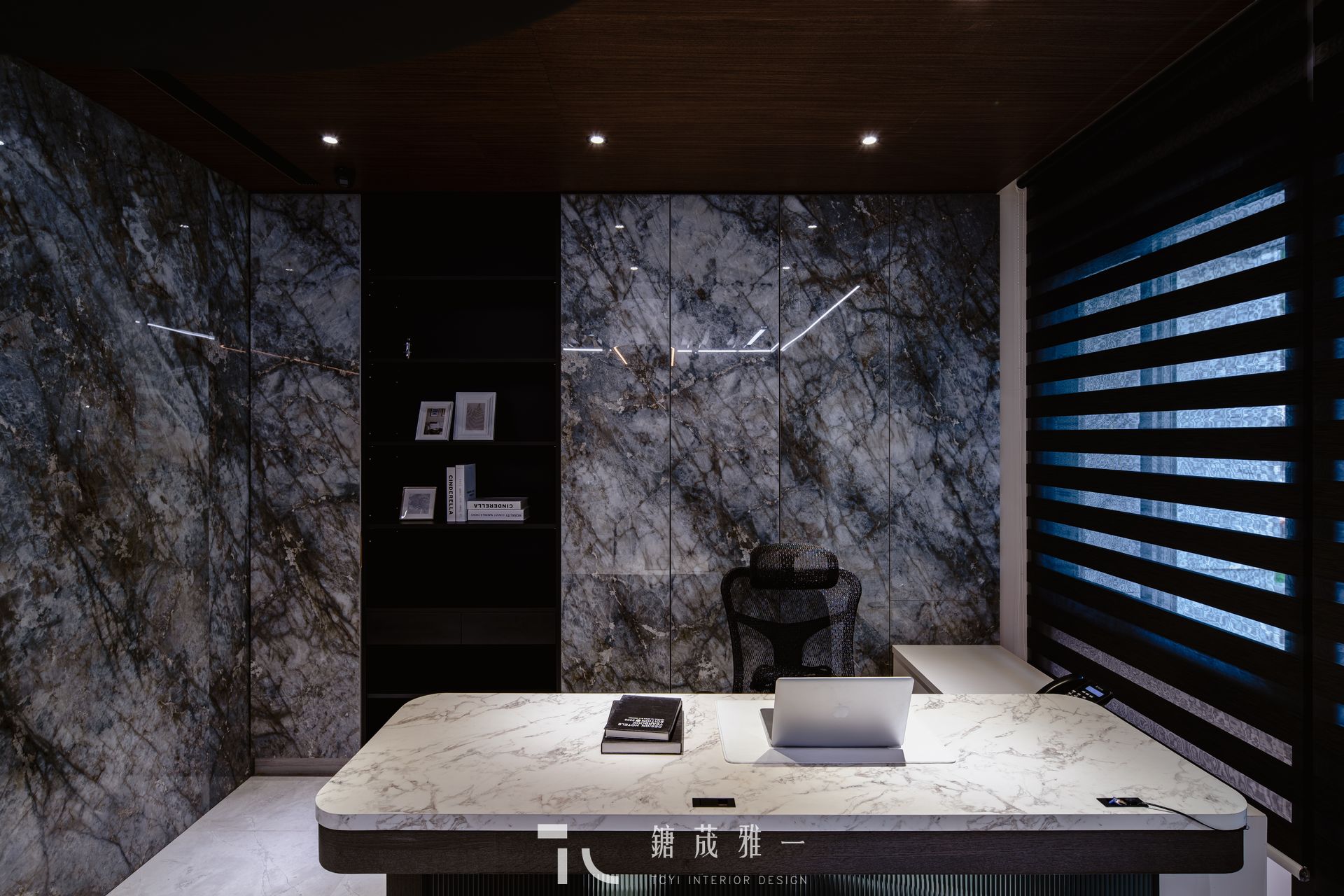 尋光踏浪Light wave